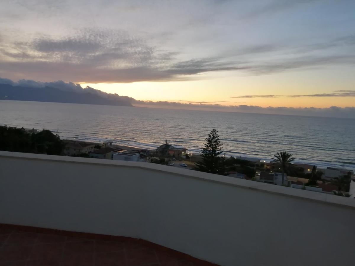 Casa Vacanze Helimos Alcamo Marina Exterior foto
